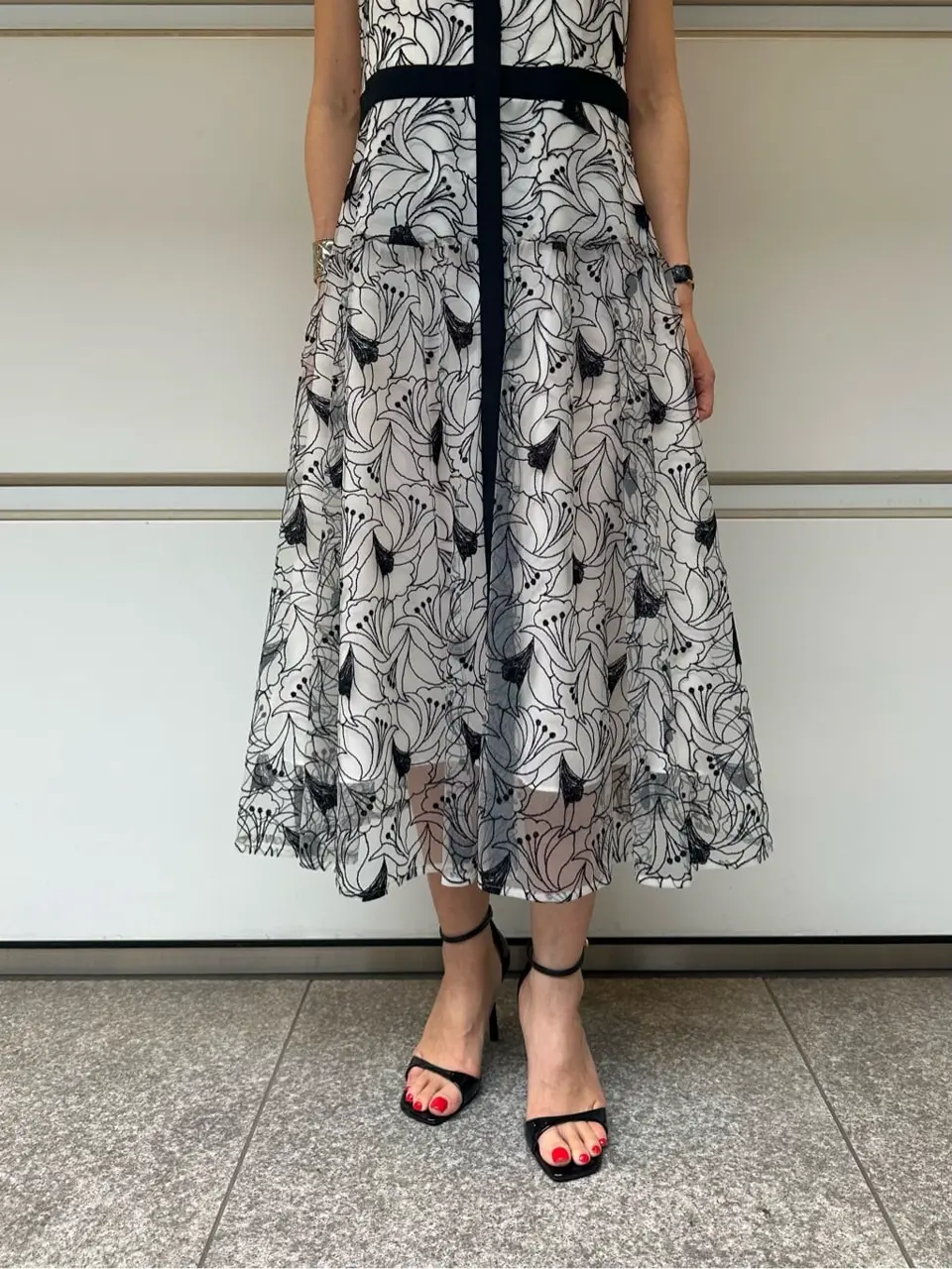 GRACE CONTINENTAL 尾田亜沙美 コーディネート画像