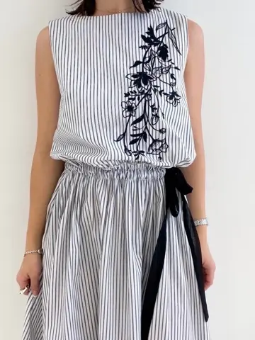 GRACE CONTINENTAL 古川温子 コーディネート画像