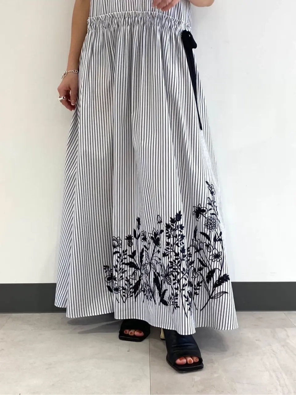 GRACE CONTINENTAL 古川温子 コーディネート画像