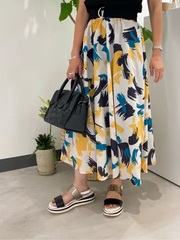 GRACE CONTINENTAL 古川温子 コーディネート画像