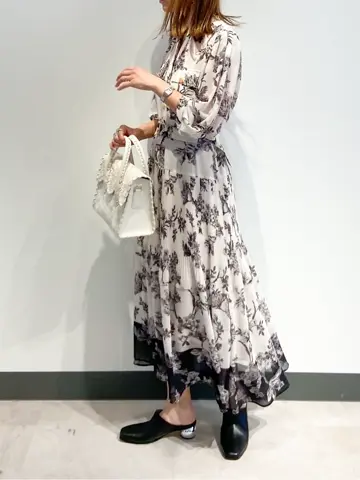 GRACE CONTINENTAL 古川温子 コーディネート画像