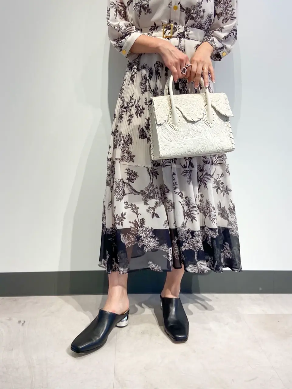 GRACE CONTINENTAL 古川温子 コーディネート画像