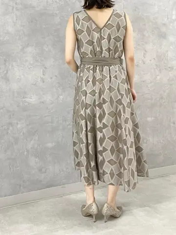 GRACE CONTINENTAL SAYUMI Nagashima コーディネート画像