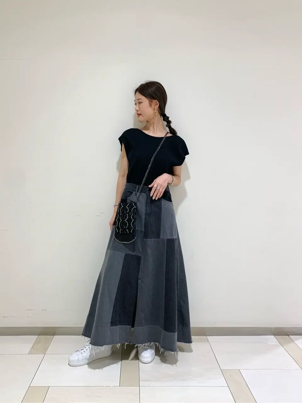 ビーズ刺繍モバイルバッグ / GRACE CONTINENTAL | GRACE