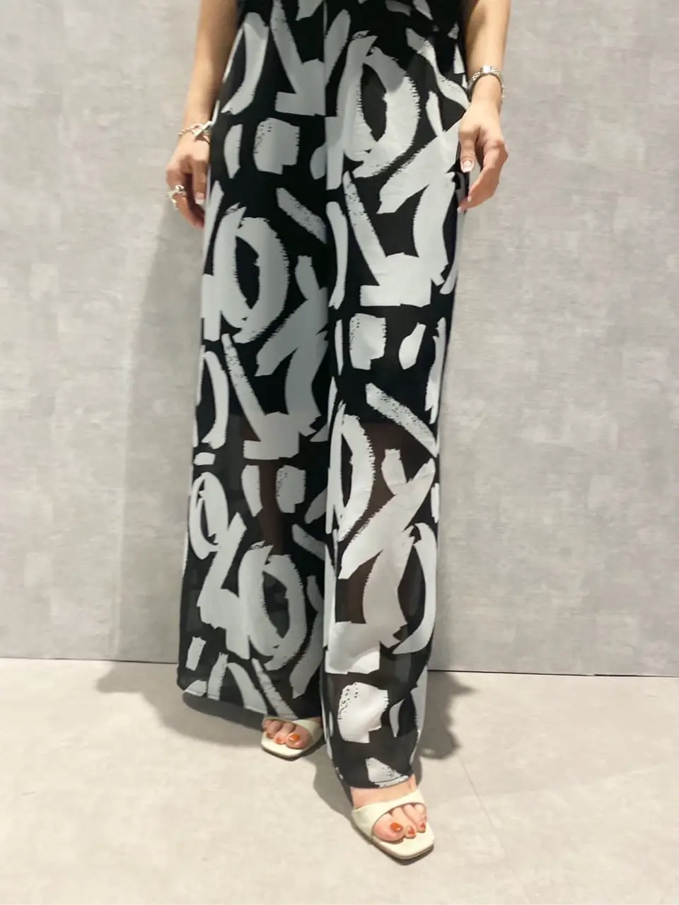 GRACE CONTINENTAL 古川温子 コーディネート画像