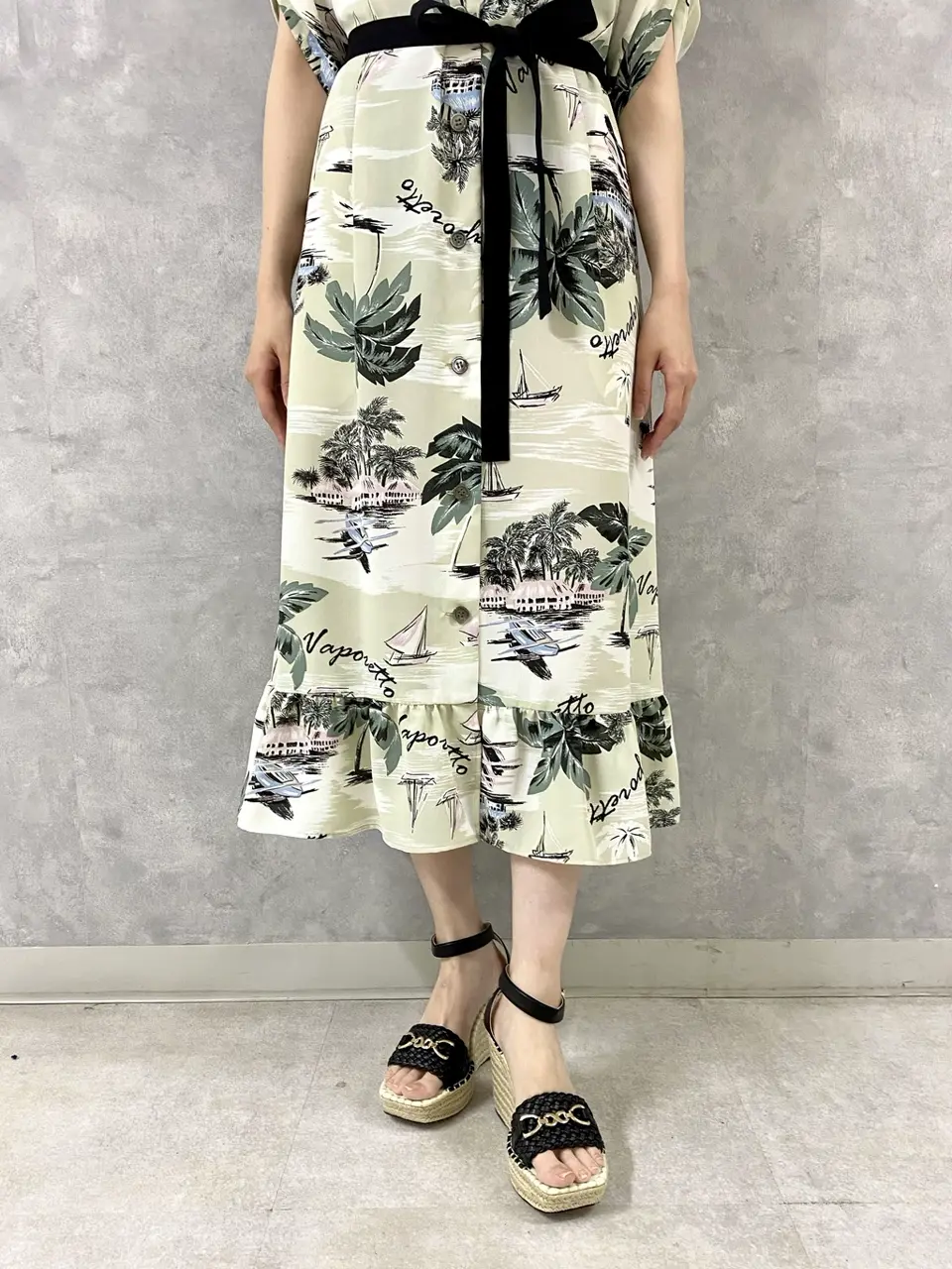 GRACE CONTINENTAL Abe コーディネート画像