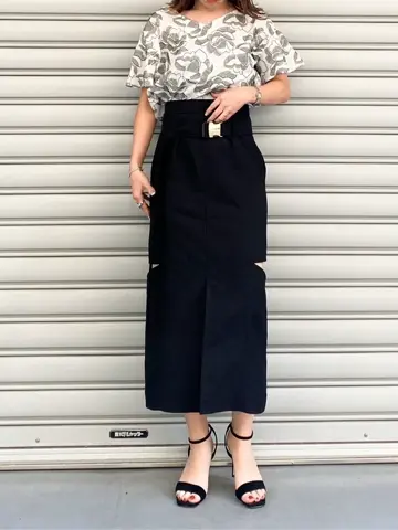 GRACE CONTINENTAL 古川温子 コーディネート画像