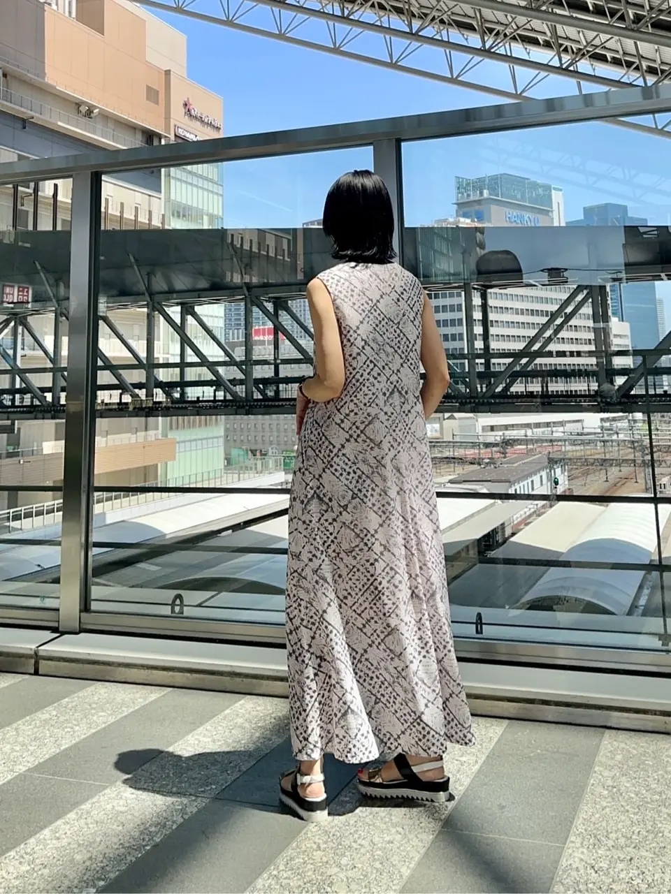 GRACE CONTINENTAL 尾田亜沙美 コーディネート画像