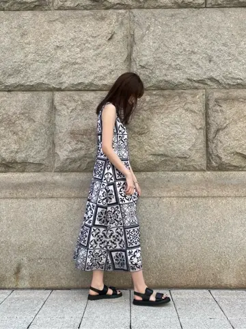 GRACE CONTINENTAL 伊藤　静華 コーディネート画像