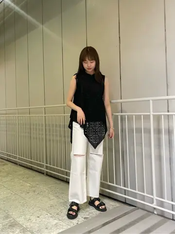 GRACE CONTINENTAL 伊藤　静華 コーディネート画像