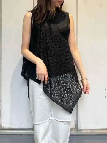 GRACE CONTINENTAL 伊藤　静華 コーディネート画像