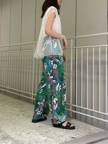 GRACE CONTINENTAL 伊藤　静華 コーディネート画像