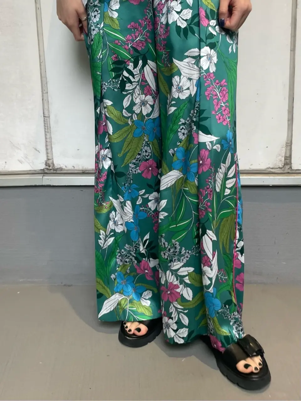 GRACE CONTINENTAL 伊藤　静華 コーディネート画像