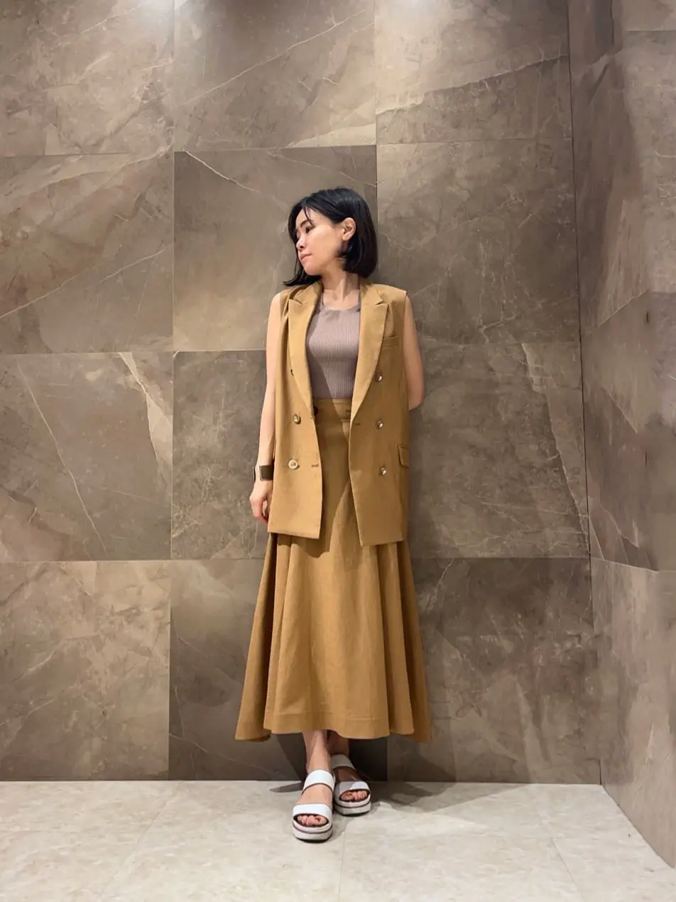 GRACE CONTINENTAL 穐山　香織 コーディネート画像