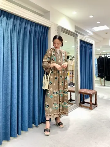 GRACE CONTINENTAL haruka iwasaki コーディネート画像