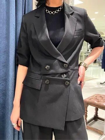 GRACE CONTINENTAL yoshi コーディネート画像