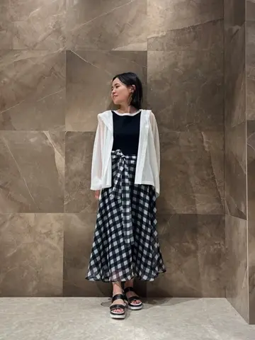 GRACE CONTINENTAL 穐山　香織 コーディネート画像