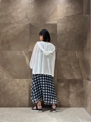 GRACE CONTINENTAL 穐山　香織 コーディネート画像