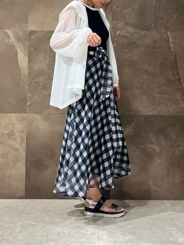 GRACE CONTINENTAL 穐山　香織 コーディネート画像