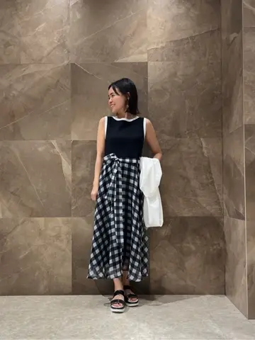 GRACE CONTINENTAL 穐山　香織 コーディネート画像