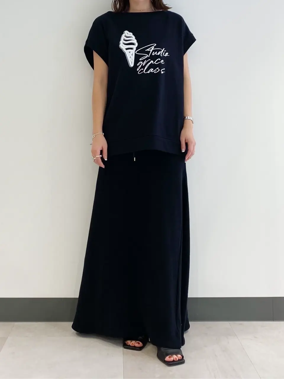 GRACE CONTINENTAL 古川温子 コーディネート画像