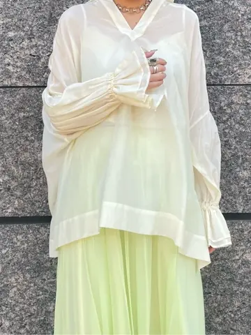 GRACE CONTINENTAL yoshi コーディネート画像