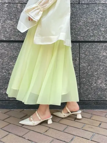 GRACE CONTINENTAL yoshi コーディネート画像