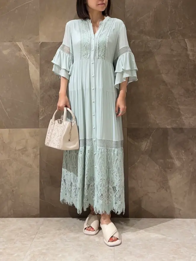 GRACE CONTINENTAL 穐山　香織 コーディネート画像