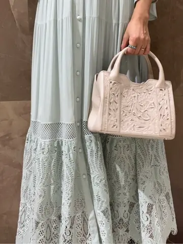 GRACE CONTINENTAL 穐山　香織 コーディネート画像