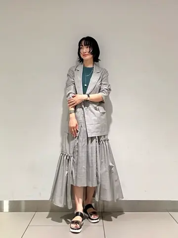 GRACE CONTINENTAL 尾田亜沙美 コーディネート画像