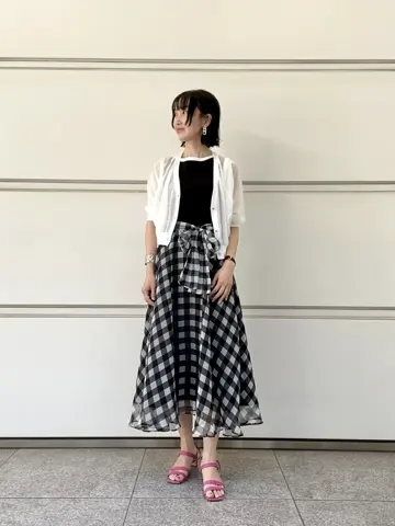 GRACE CONTINENTAL 尾田亜沙美 コーディネート画像