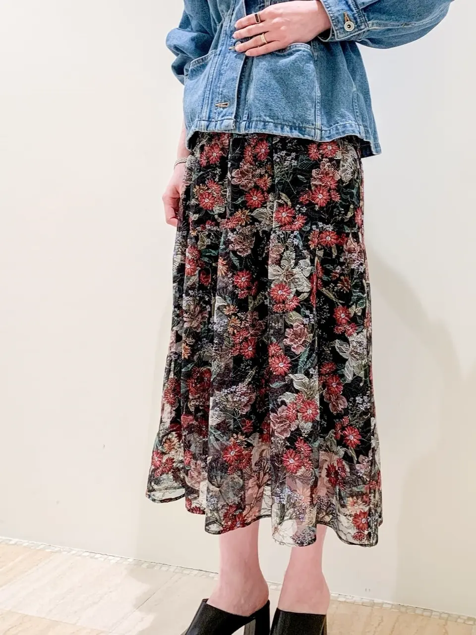 GRACE CONTINENTAL 今野　志保 コーディネート画像