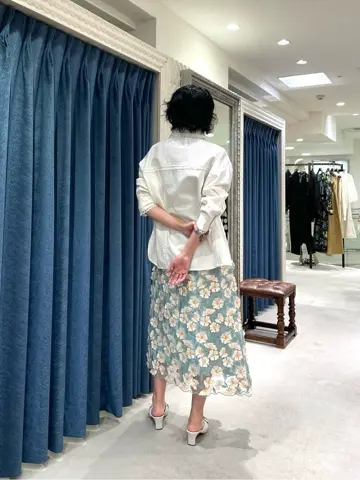 GRACE CONTINENTAL yoshi コーディネート画像