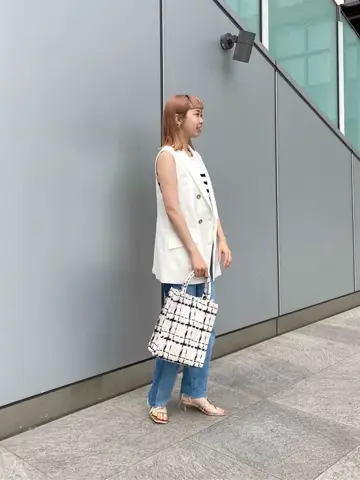 GRACE CONTINENTAL Abe コーディネート画像