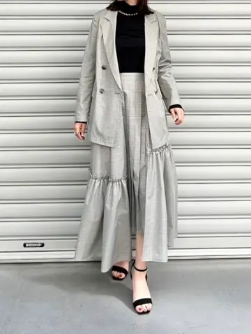 GRACE CONTINENTAL 古川温子 コーディネート画像