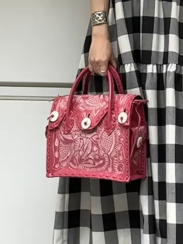 GRACE CONTINENTAL 尾田亜沙美 コーディネート画像