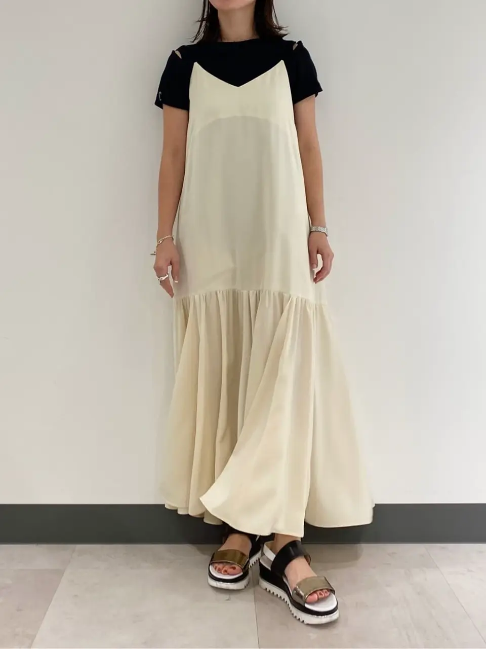 GRACE CONTINENTAL 古川温子 コーディネート画像