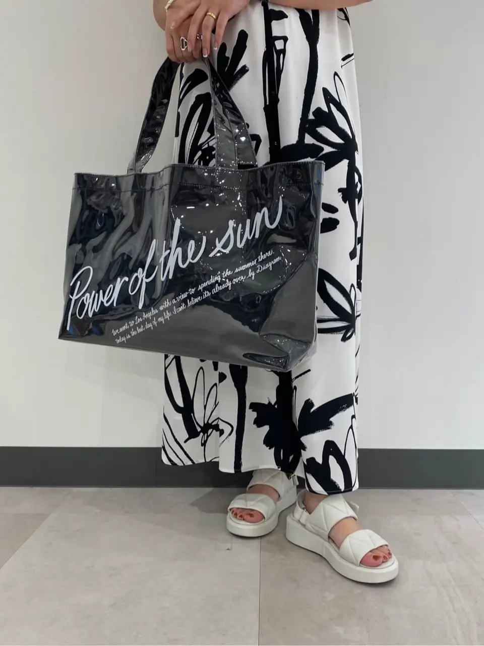 GRACE CONTINENTAL 古川温子 コーディネート画像