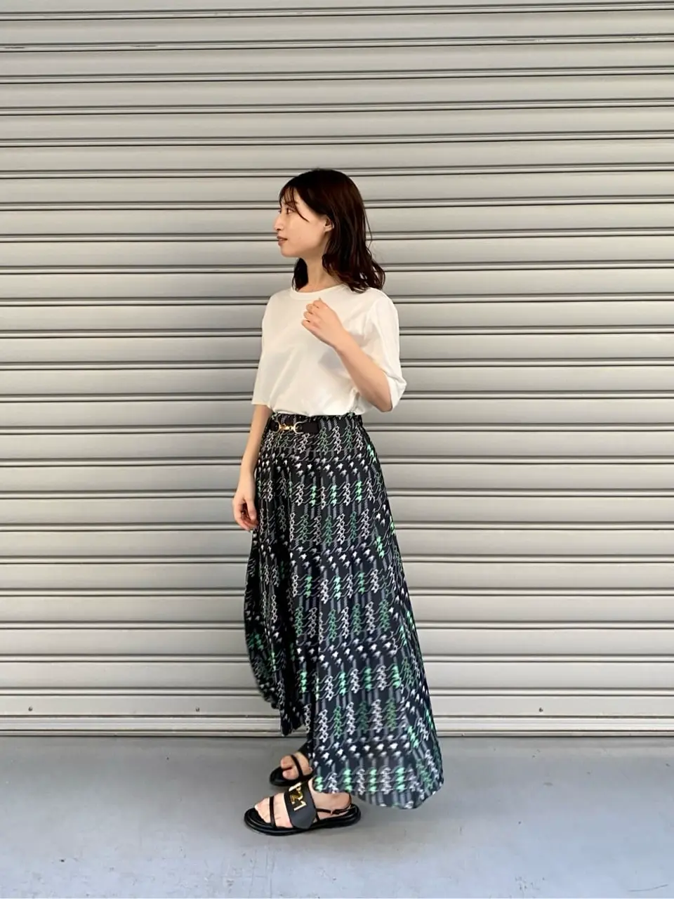 GRACE CONTINENTAL 青木育日 コーディネート画像