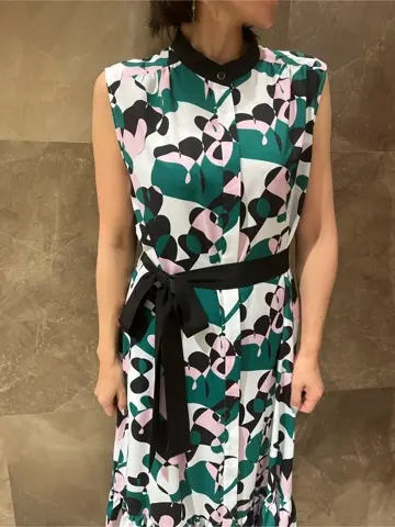 GRACE CONTINENTAL 穐山　香織 コーディネート画像