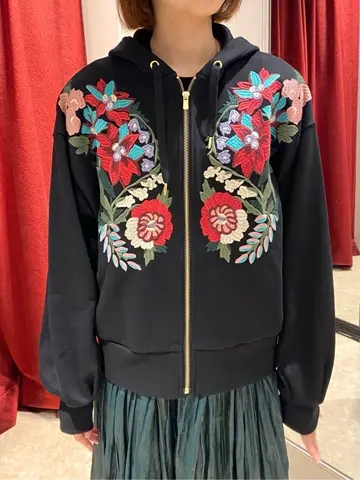 GRACE CONTINENTAL Abe コーディネート画像