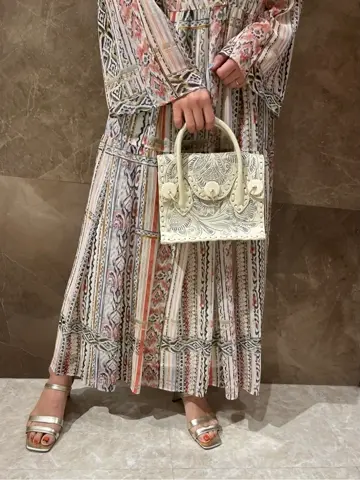 GRACE CONTINENTAL 穐山　香織 コーディネート画像