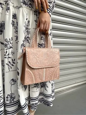 GRACE CONTINENTAL 佐藤　優里香 コーディネート画像