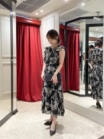 GRACE CONTINENTAL SAYUMI Nagashima コーディネート画像