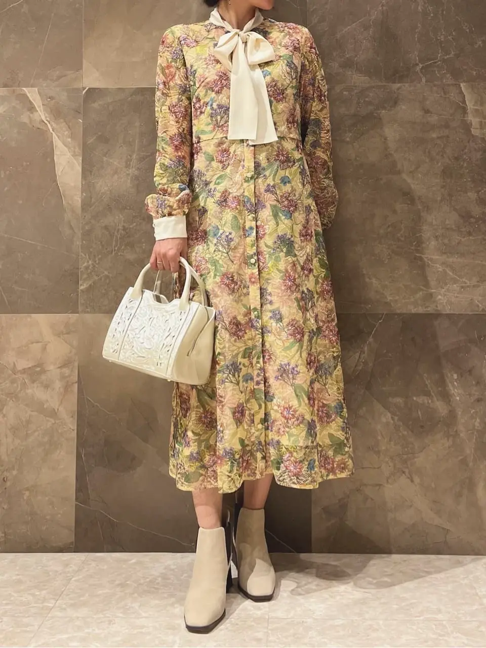 GRACE CONTINENTAL 穐山　香織 コーディネート画像