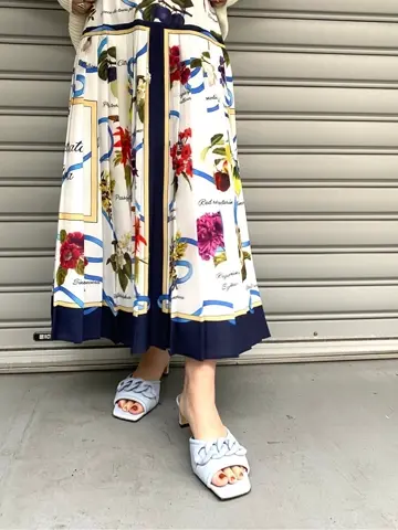 GRACE CONTINENTAL 古川温子 コーディネート画像