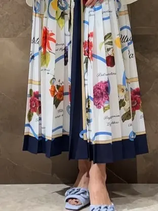 GRACE CONTINENTAL 穐山　香織 コーディネート画像