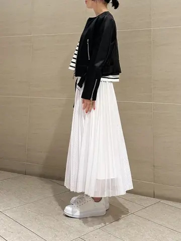 GRACE CONTINENTAL 尾田亜沙美 コーディネート画像