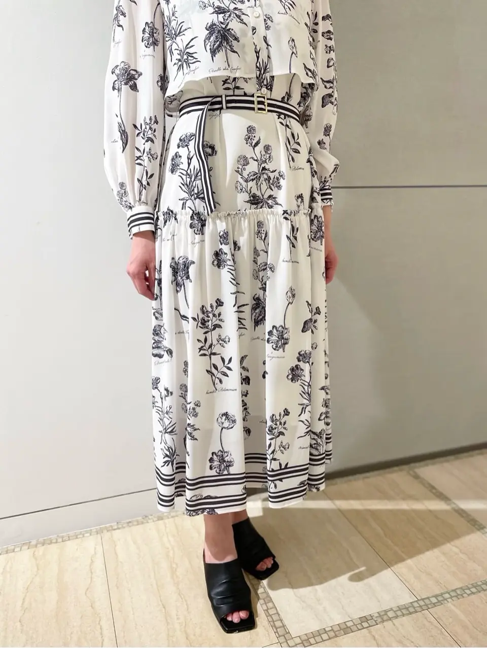 GRACE CONTINENTAL 赤間　 コーディネート画像