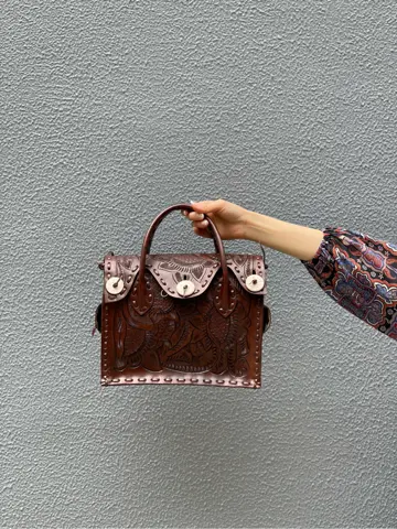 GRACE CONTINENTAL 伊藤　静華 コーディネート画像